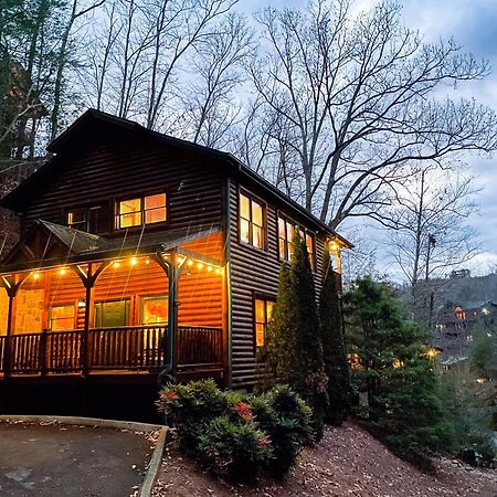 Spacious Resort Log Cabin, Easy Drive, Hot Tub, Arcade Gameroom, Mountain Vibe Gatlinburg Exteriér fotografie