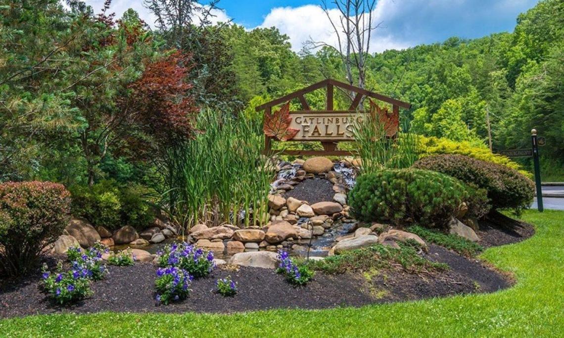 Spacious Resort Log Cabin, Easy Drive, Hot Tub, Arcade Gameroom, Mountain Vibe Gatlinburg Exteriér fotografie