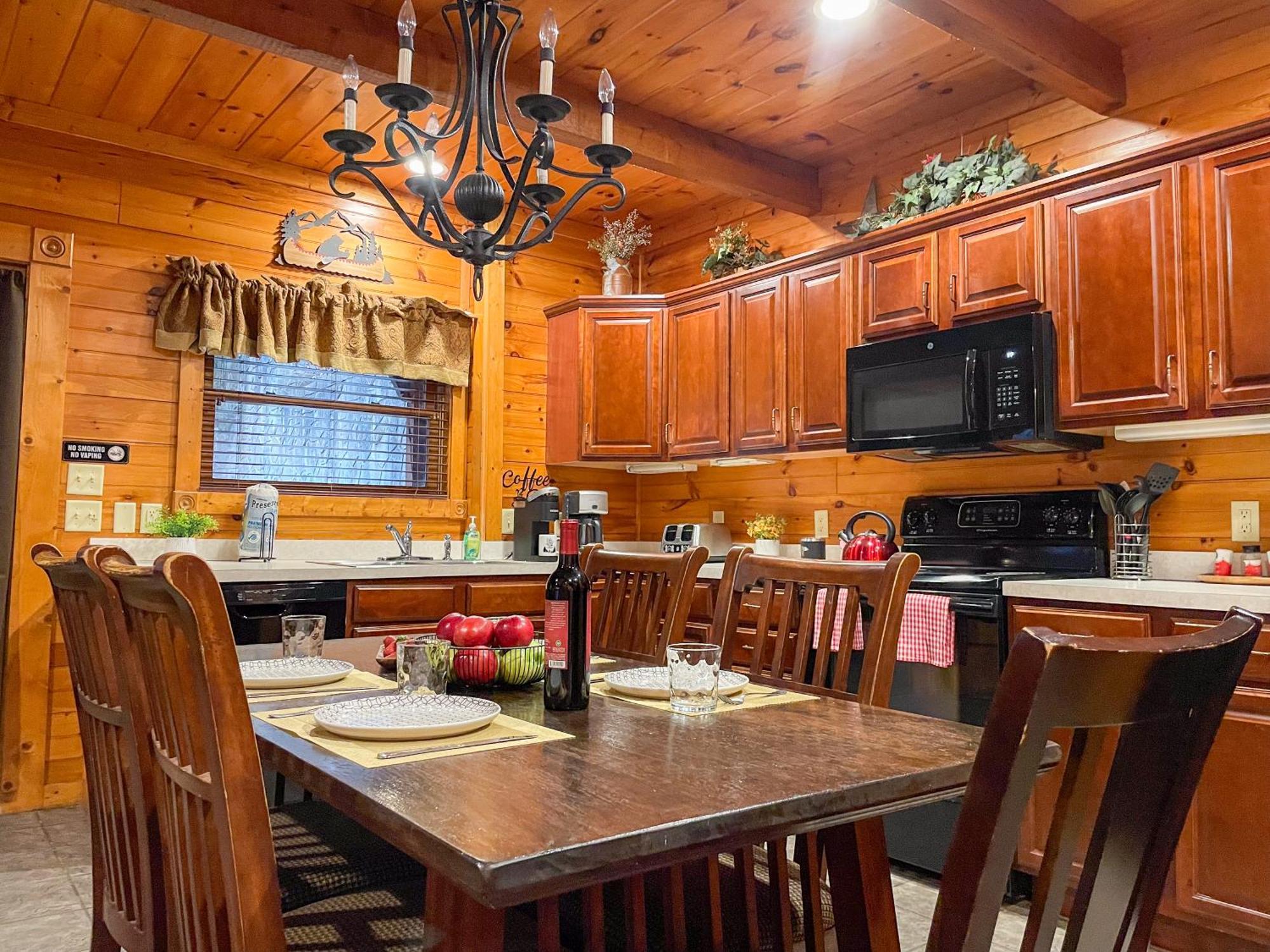 Spacious Resort Log Cabin, Easy Drive, Hot Tub, Arcade Gameroom, Mountain Vibe Gatlinburg Exteriér fotografie