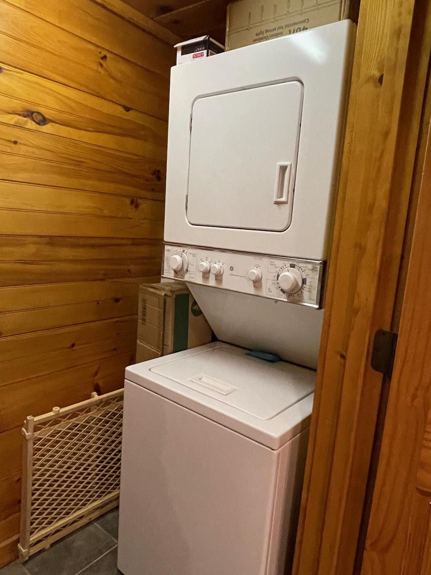Spacious Resort Log Cabin, Easy Drive, Hot Tub, Arcade Gameroom, Mountain Vibe Gatlinburg Exteriér fotografie